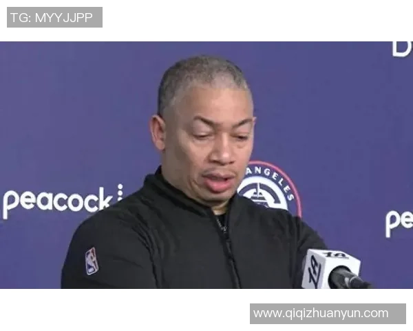 快船遭反转后卢辅导:第三节问题一向困扰咱们!小卡:要奋斗了